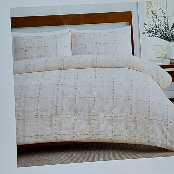 UGG ELODIE SNOW QUEEN COOLING BEDSPREAD  WITH PILLOW SHAMS - Picture 4 of 11